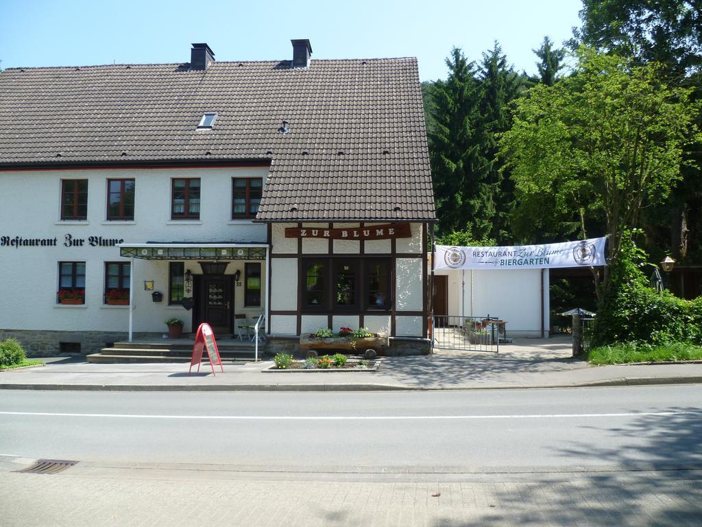 Appartamento Restaurant Zur Blume Hattingen Esterno foto